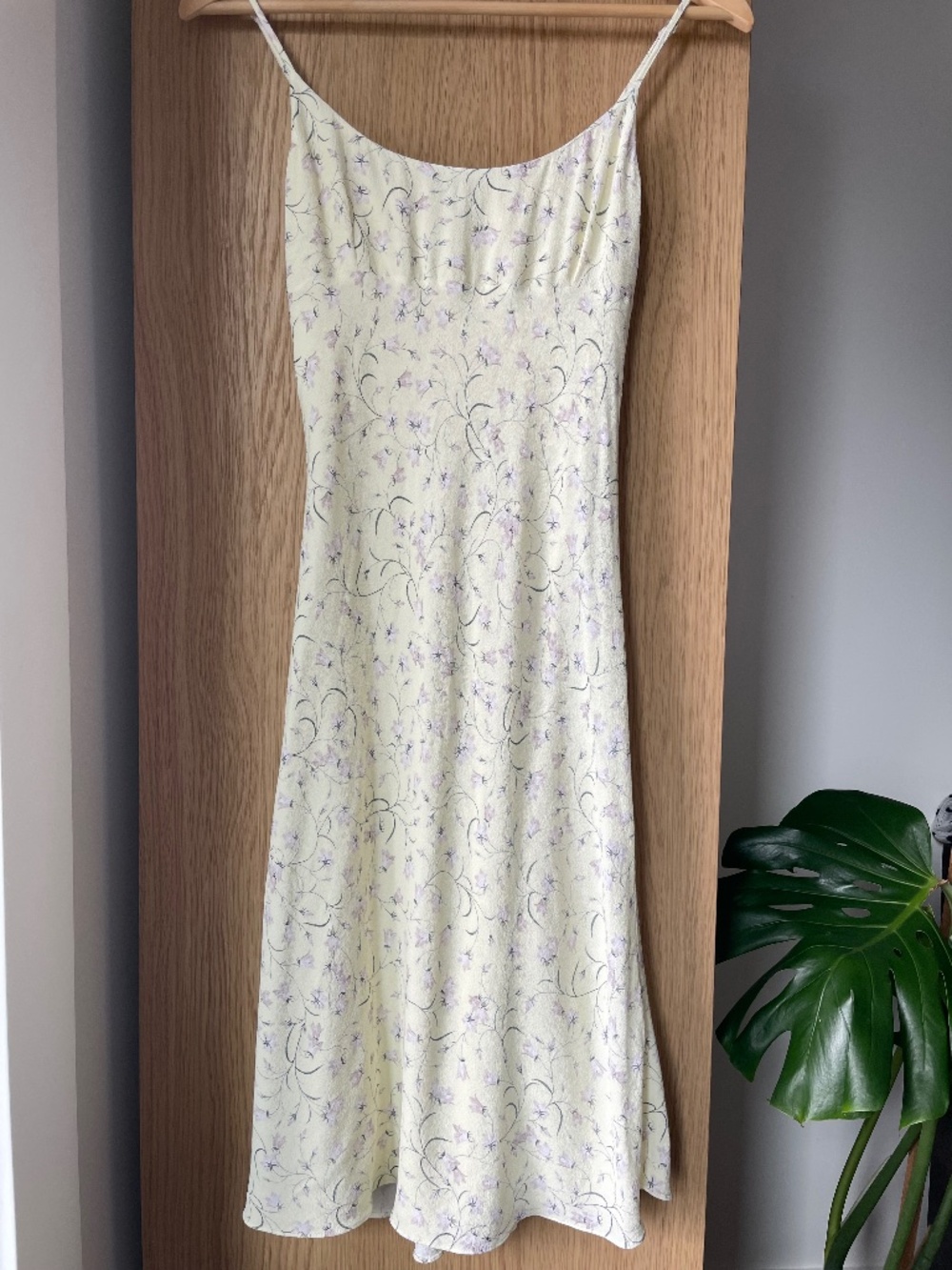 Aritzia Sunday Best Maude Midi Dress - Size S